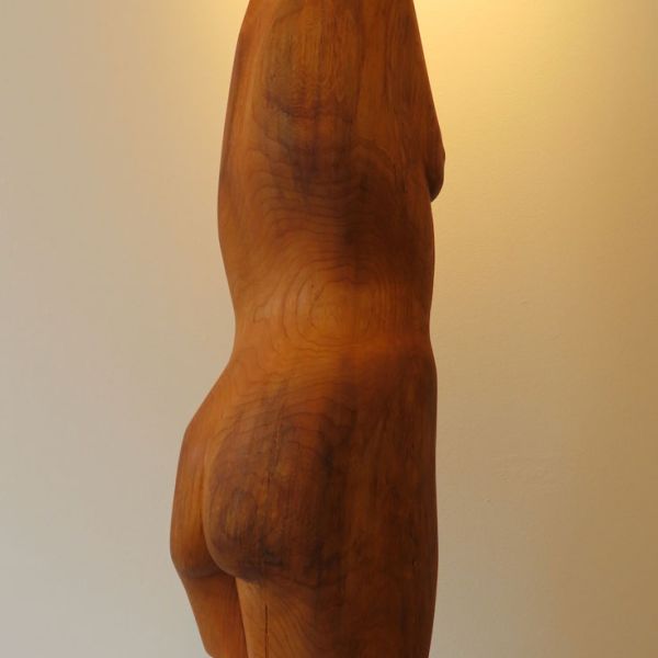 Houten sculptuur Beeld 24